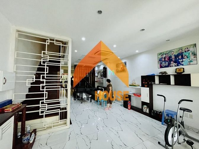 Hình ảnh Hú hú! Nhà style không gian mở An Phú 5x20 có hầm ụ ụ