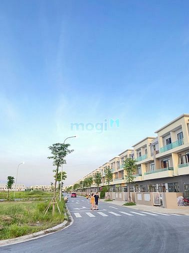 Hình ảnh Biệt thự cực sang thiết kế chuẩn Singapore từ sơn bắc ninh