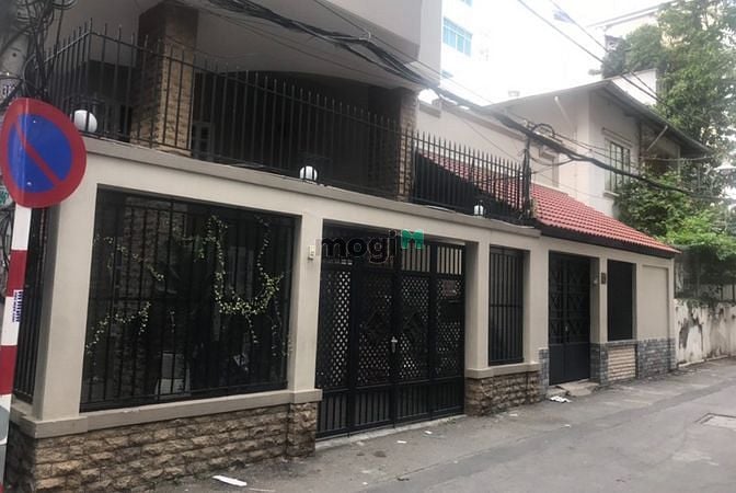 Hình ảnh Bán nhà quận 3, đường Cách Mạng Tháng 8