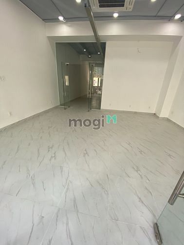 Hình ảnh Cho thuê Shophouse Saritown đã hoàn thiện, có thang máy.