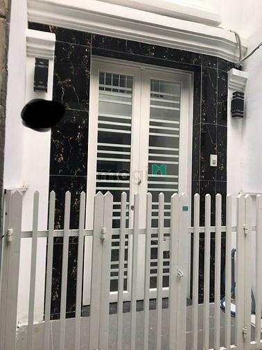 Hình ảnh Nhà HXH Hoàng Hoa Thám, 20m2 , chỉ 3.95 tỷ.