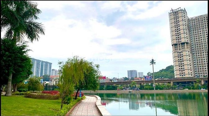 Hình ảnh Bán Ô Đất Mặt Hồ Yết Kiêu. Hạ Long