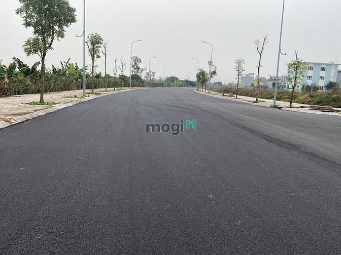 Hình ảnh Bán đất đấu giá Cự Khối, mặt đường 25m, căn góc 3 mặt thoáng, view hồ