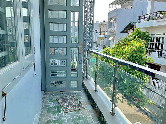 Hình ảnh Phòng trọ ban công ngay Trần Não