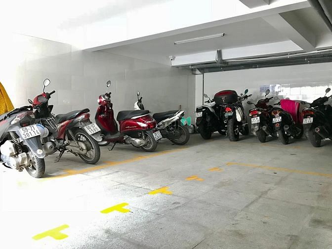 Hình ảnh Phòng trọ ban công ngay Trần Não