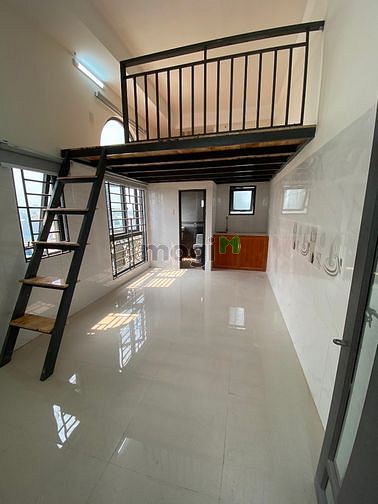 Hình ảnh Phòng Trọ Mới 100%, Có Thang Máy, Máy Lạnh, Gác Gỗ Cao 2m