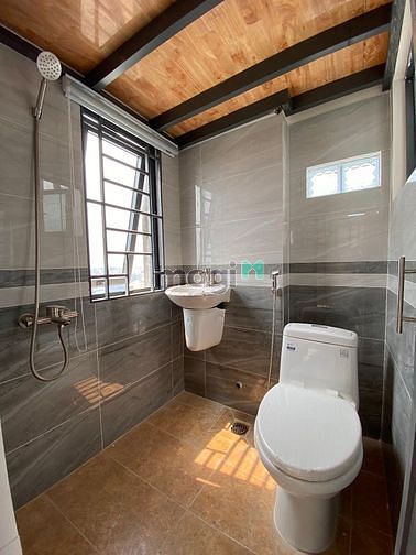 Hình ảnh Phòng Trọ Mới 100%, Có Thang Máy, Máy Lạnh, Gác Gỗ Cao 2m
