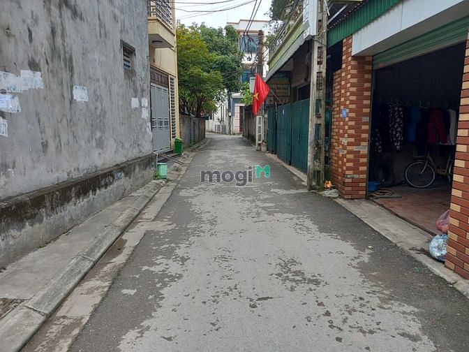 Hình ảnh Bán 72m2 đất ngách1 Kẻ Tạnh, Giang Biên ô tô vào đất ,giá chỉ 53 tr/m2