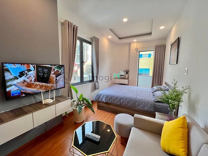 Hình ảnh CHDV Ban công, Phòng mới, An ninh, Gần Trần Hưng Đạo Q1