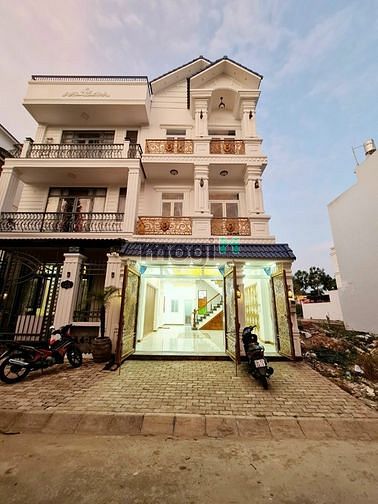 Hình ảnh Bán nhà đường số 1 KDC Nam Long 2