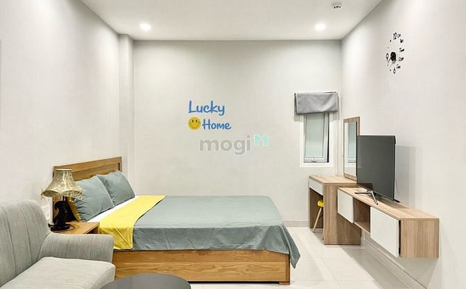 Hình ảnh Studio Cửa sổ giếng trời cao cấp gần Landmark81