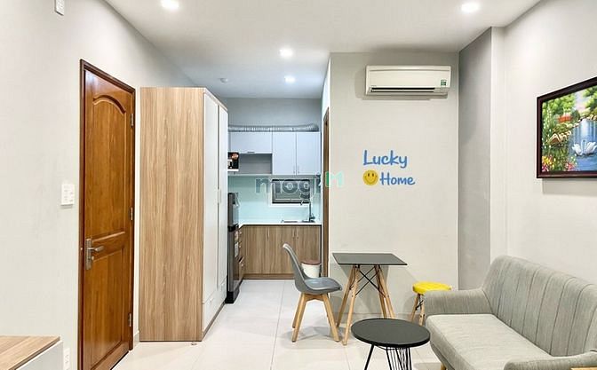 Hình ảnh Studio Cửa sổ giếng trời cao cấp gần Landmark81
