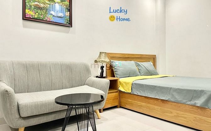 Hình ảnh Studio Cửa sổ giếng trời cao cấp gần Landmark81