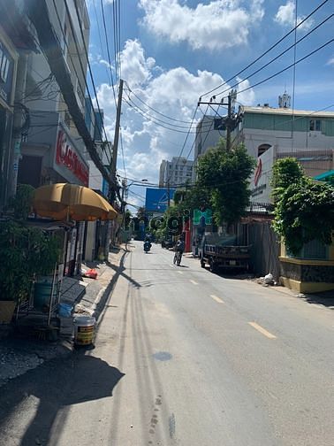 Hình ảnh Cho thuê nhà mặt tiền Trần Quang Diệu p14 Quận 3 .