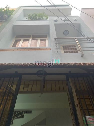 Hình ảnh Cho thuê nhà hẻm Cách Mạng Tháng 8 có 3pn 3wc Q10