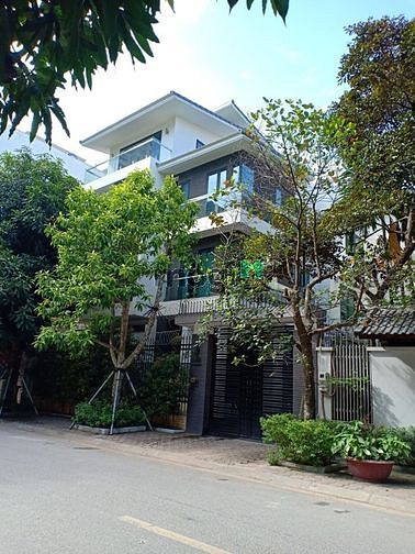 Hình ảnh Cho thuê biệt thự mễ trì 500m2, full nội thất chỉ 35tr