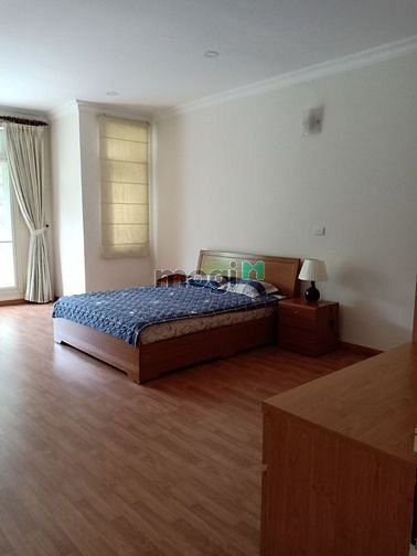 Hình ảnh Cho thuê biệt thự mễ trì 500m2, full nội thất chỉ 35tr