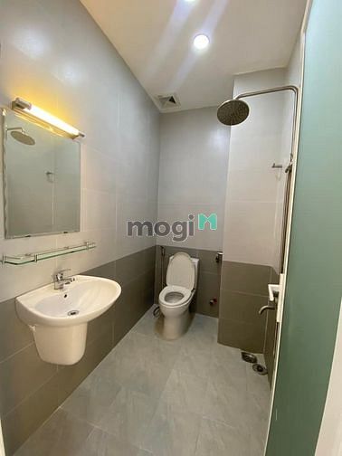 Hình ảnh Cho thuê nhà hẻm xe hơi Phan Văn Trị 6pn 4wc nhà đẹp Q5