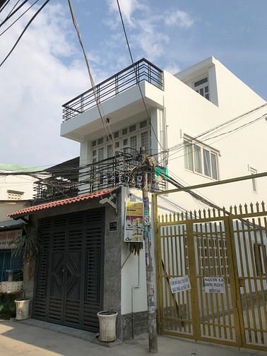 Hình ảnh Cho thuê nhà mặt tiền hẻm lớn đường Phạm Hùng