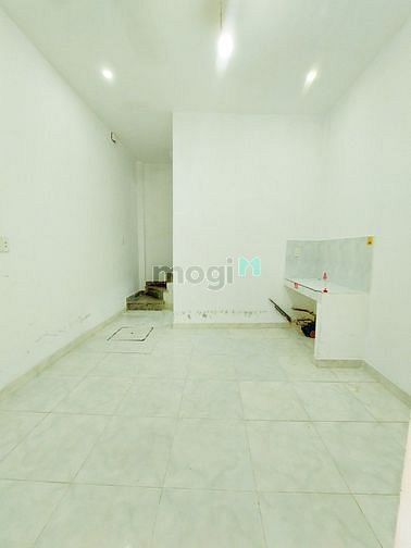 Hình ảnh Cho thuê nhà nguyên căn mặt tiền quận 8