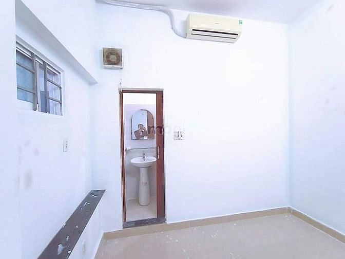 Hình ảnh Sự Vạn Hạnh 3tr2 có máy lạnh, nước nóng lạnh, nệm