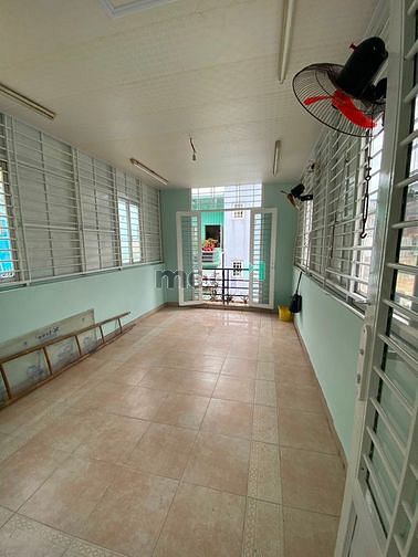 Hình ảnh Nhà nguyên căn cạnh 3 chợ lớn bậc nhất quận 10