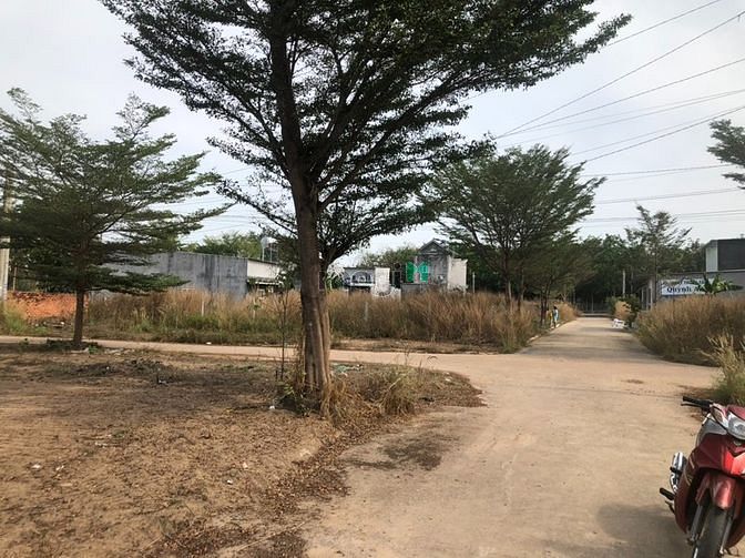 Hình ảnh Chính chủ bán gấp lô đất 100m2(5x20) giá rẻ công nhân