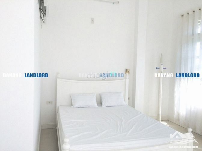 Hình ảnh Nhà 4 phòng ngủ khu An Nhơn, gần Vincom - B781