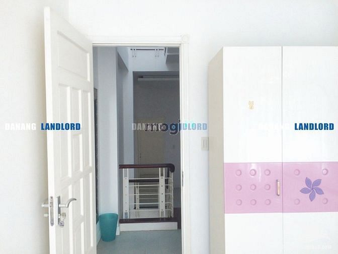 Hình ảnh Nhà 4 phòng ngủ khu An Nhơn, gần Vincom - B781