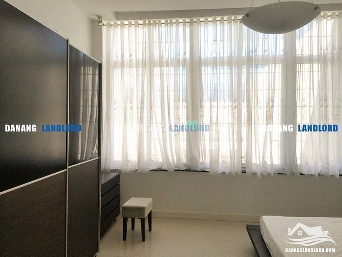 Hình ảnh Nhà 4 phòng ngủ khu An Nhơn, gần Vincom - B781