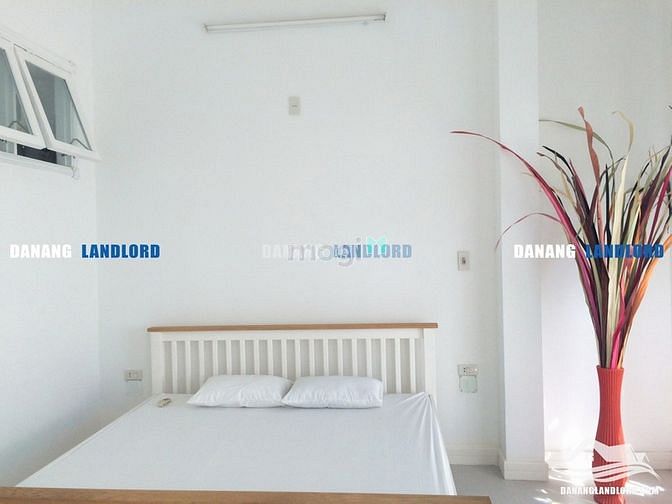 Hình ảnh Nhà 4 phòng ngủ khu An Nhơn, gần Vincom - B781