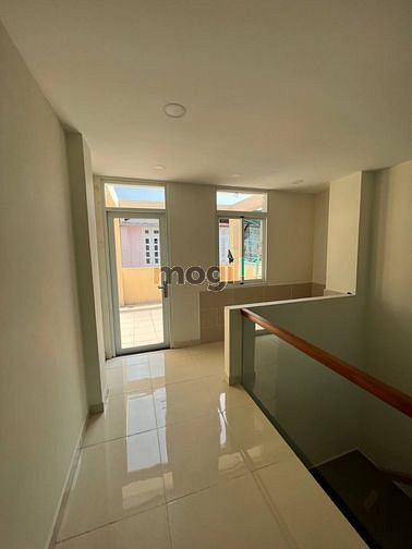 Hình ảnh cho thuê văn phòng đường bùi tá hán, quận 2