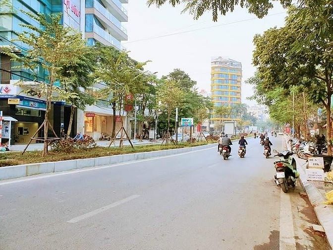 Hình ảnh Bán gấp mảnh đất 2 mặt đường trước sau. 158m2. phân lô Nguyễn hoàng .
