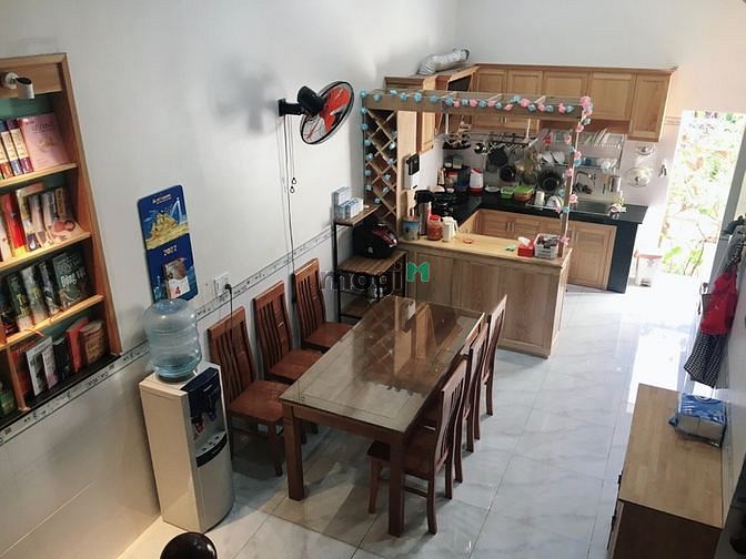 Hình ảnh Hạ giá bán gấp hết tháng 2 căn nhà kp2-lbt/ gần chợ, trường học