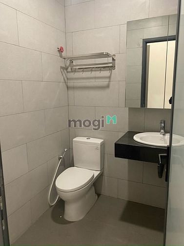 Hình ảnh Toà mới xây : Có thang máy, có ban công, có hỗ trợ cọc