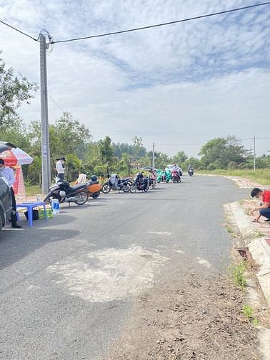 Hình ảnh Bán Đất Gần Chợ Cổng 11. Long Bình. Biên Hòa. Gía rẻ, sổ hồng riêng