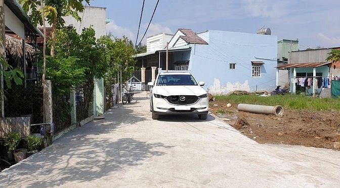 Hình ảnh Bán lô đất hẻm xe hơi 102m2 541 Nguyễn Văn Tạo