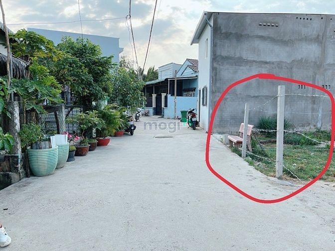 Hình ảnh Bán lô đất hẻm xe hơi 102m2 541 Nguyễn Văn Tạo