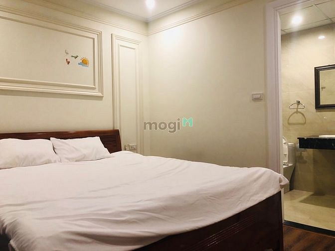 Hình ảnh Cho thuê căn 2 ngủ tại Đội Cấn, 90m2, giá chỉ 11 triệu