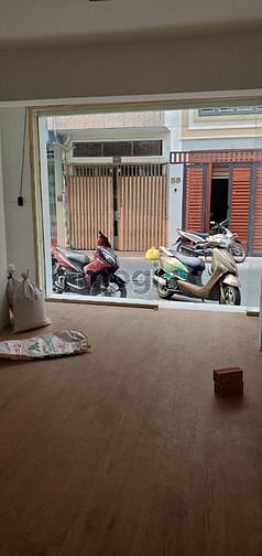 Hình ảnh Cho thuê nhà mặt tiền Cư Xá Đô Thành, P4 Q3