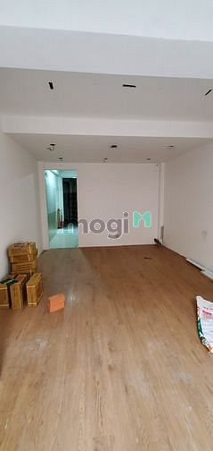Hình ảnh Cho thuê nhà mặt tiền Cư Xá Đô Thành, P4 Q3