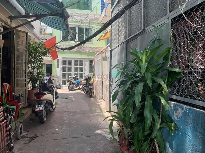 Hình ảnh Nhà đẹp trung tâm Q3- 5 tầng 4,6 tỷ