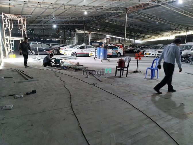 Hình ảnh Cho thuê kho 1600 m2 đường nguyễn văn quỳ, p. Phú thuận