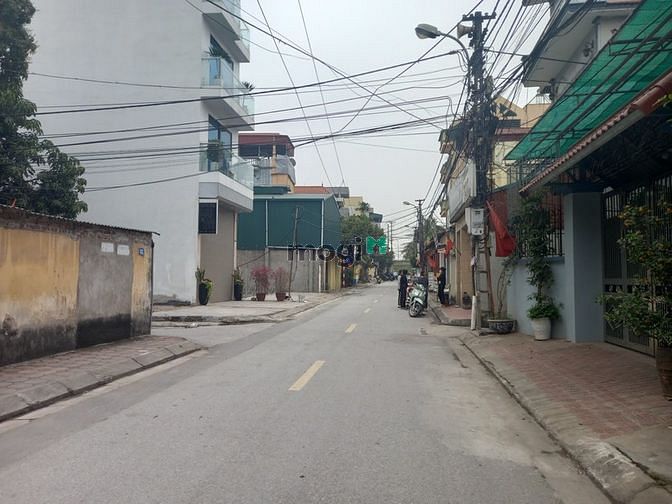 Hình ảnh Cần bán 156m2 đất đẹp mặt Phố Kẻ Tạnh -Giang Biên. Kinh doanh rất tốt