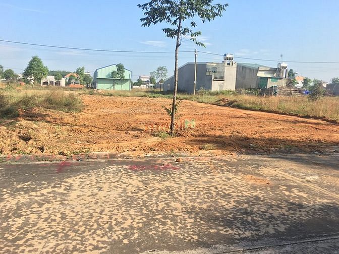 Hình ảnh 300m2 đất Thổ Cư, vị trí mặt bằng  Kinh Doanh gần chợ và trường cấp 2