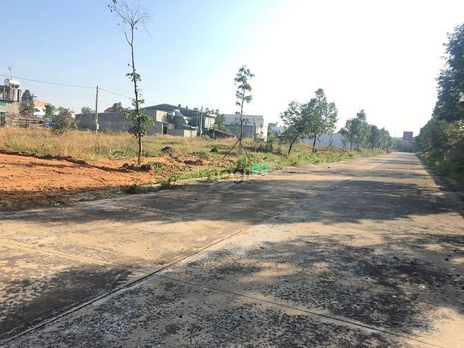 Hình ảnh 300m2 đất Thổ Cư, vị trí mặt bằng  Kinh Doanh gần chợ và trường cấp 2