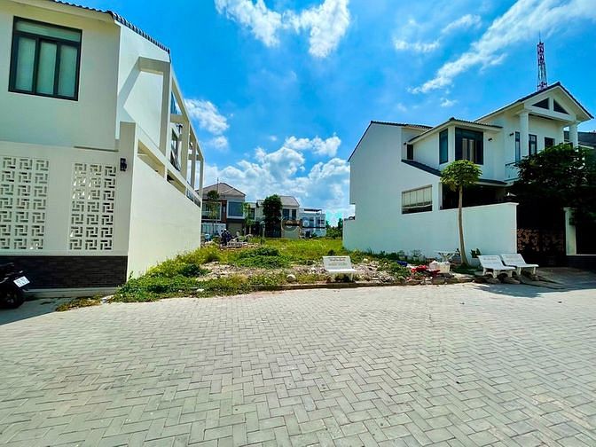 Hình ảnh Bán nền biệt thự đs 2B Nam Long phường Hưng Thạnh