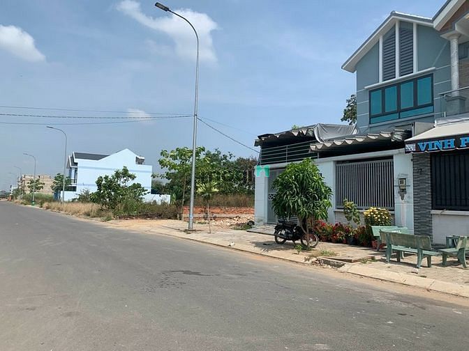 Hình ảnh Đất Huyện Bình Chánh - chính chủ ngộp gửi bán gấp lô đất 100m2