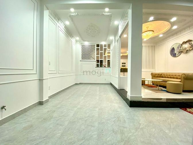 Hình ảnh Biệt thự cổ điển huỳnh tấn phát nhà bè