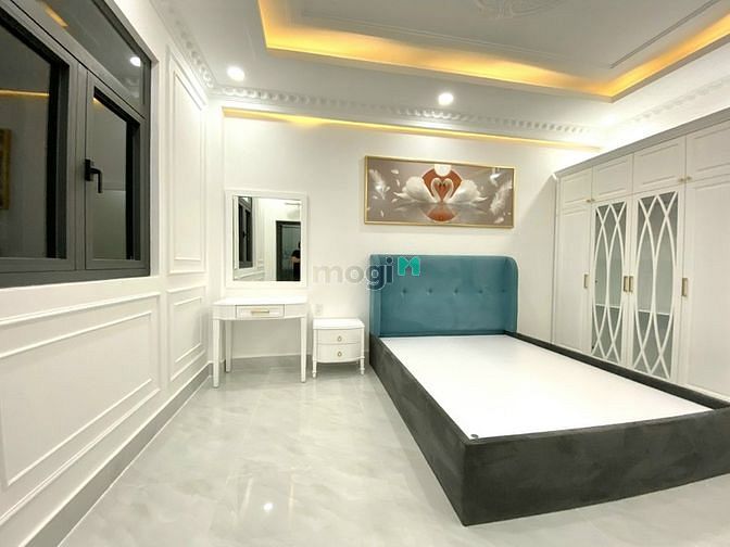 Hình ảnh Biệt thự cổ điển huỳnh tấn phát nhà bè